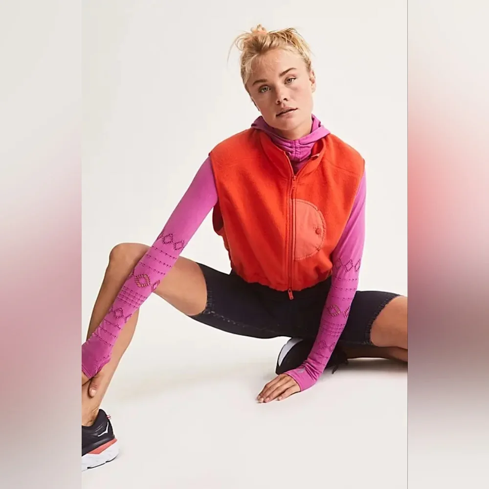 FP MOVEMENT Cropped Fleece Vest Base Camp Sherpa Free People XS 0 2 - Picture 11 of 11